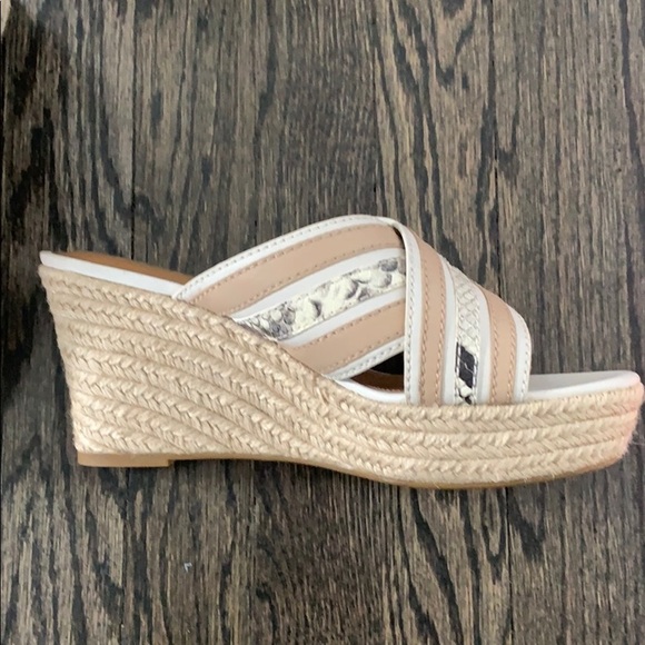 Coach Florentine Leather Shoes - Size 9B - Picture 2 of 4